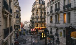 Why bankers are better off working in Paris than Frankfurt