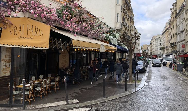 Boutique bank paying €580k average is trying again in Paris
