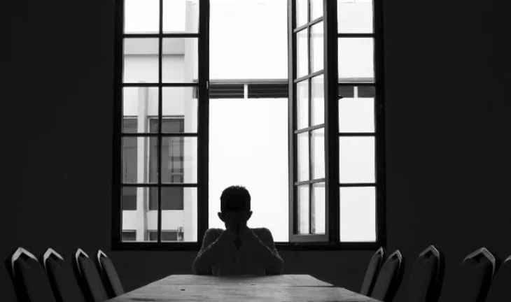 Mid-ranking bankers foresee nightmares with remote interns